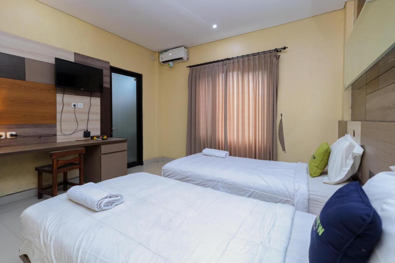 Urbanview Hotel Wg Jimbaran Bali Ungasan  Exterior photo