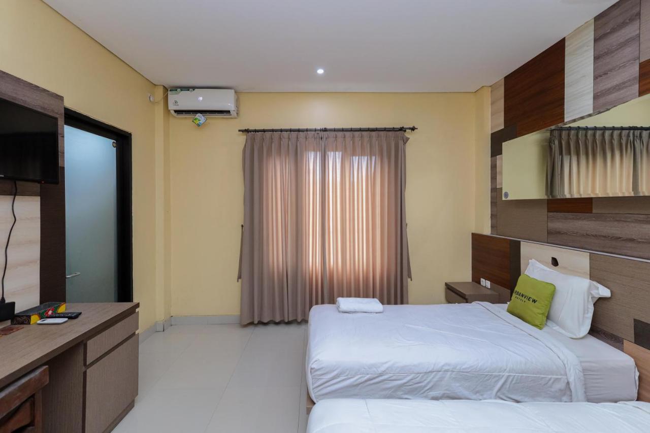 Urbanview Hotel Wg Jimbaran Bali Ungasan  Exterior photo